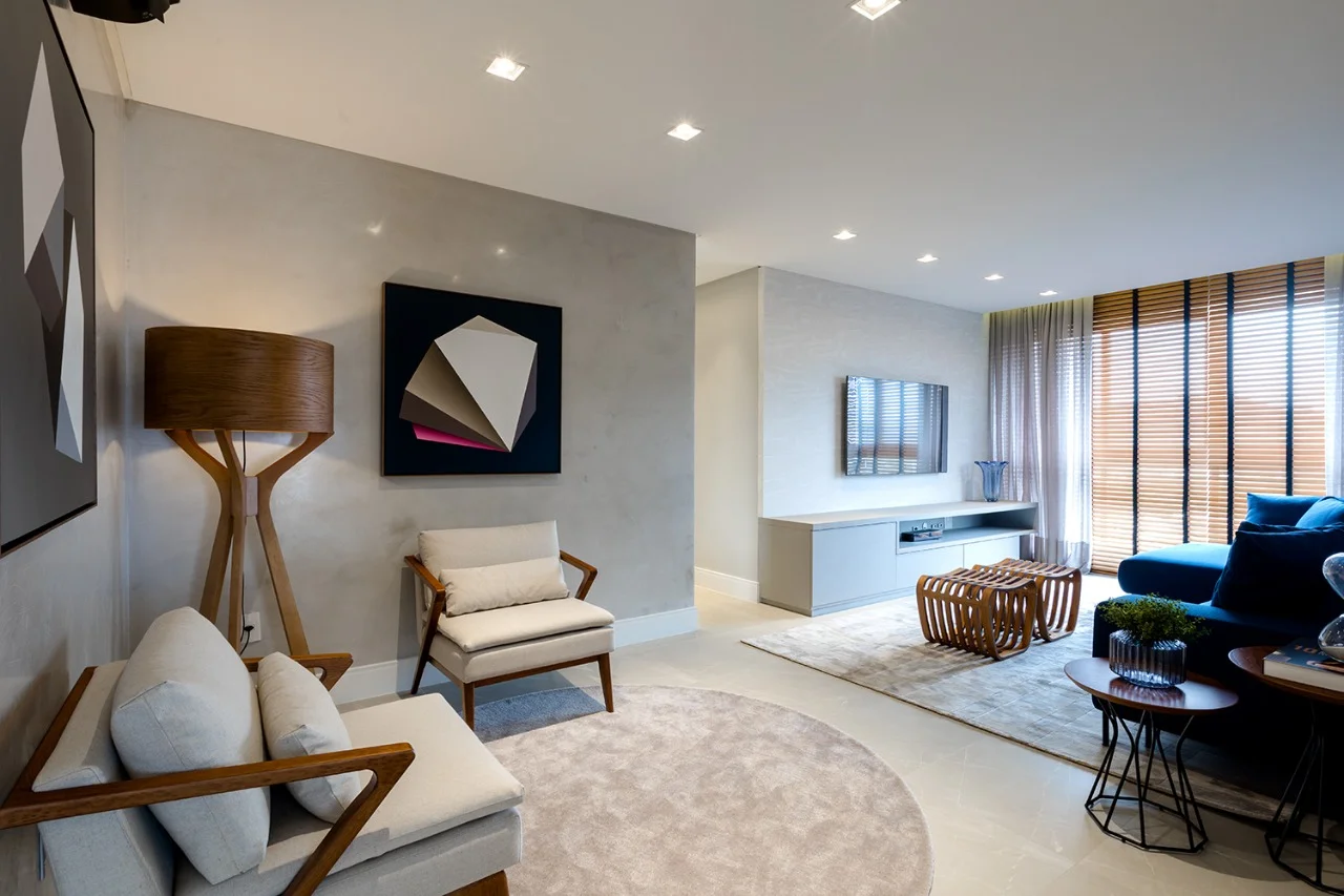 Mirante das Águas com 4 Suítes e 8 Vagas